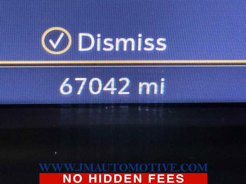 Used 2022 Chevrolet Silverado 1500 LT Trail Boss w/ LT Trail Boss Premium Package image 23