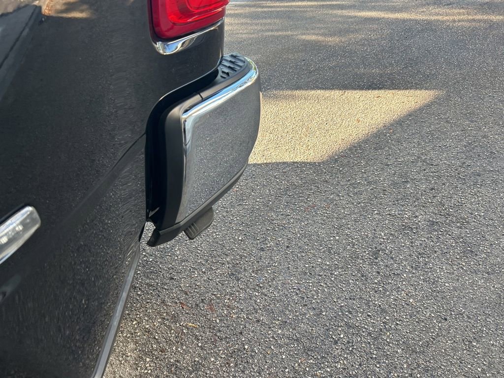 Used 2024 RAM 3500 Big Horn w/ Bed Utility Group image 17