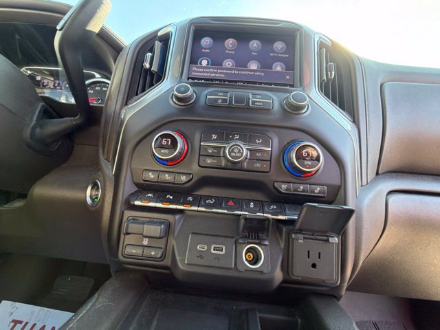 Used 2020 Chevrolet Silverado 1500 LTZ w/ LTZ Plus Package RWD image 34