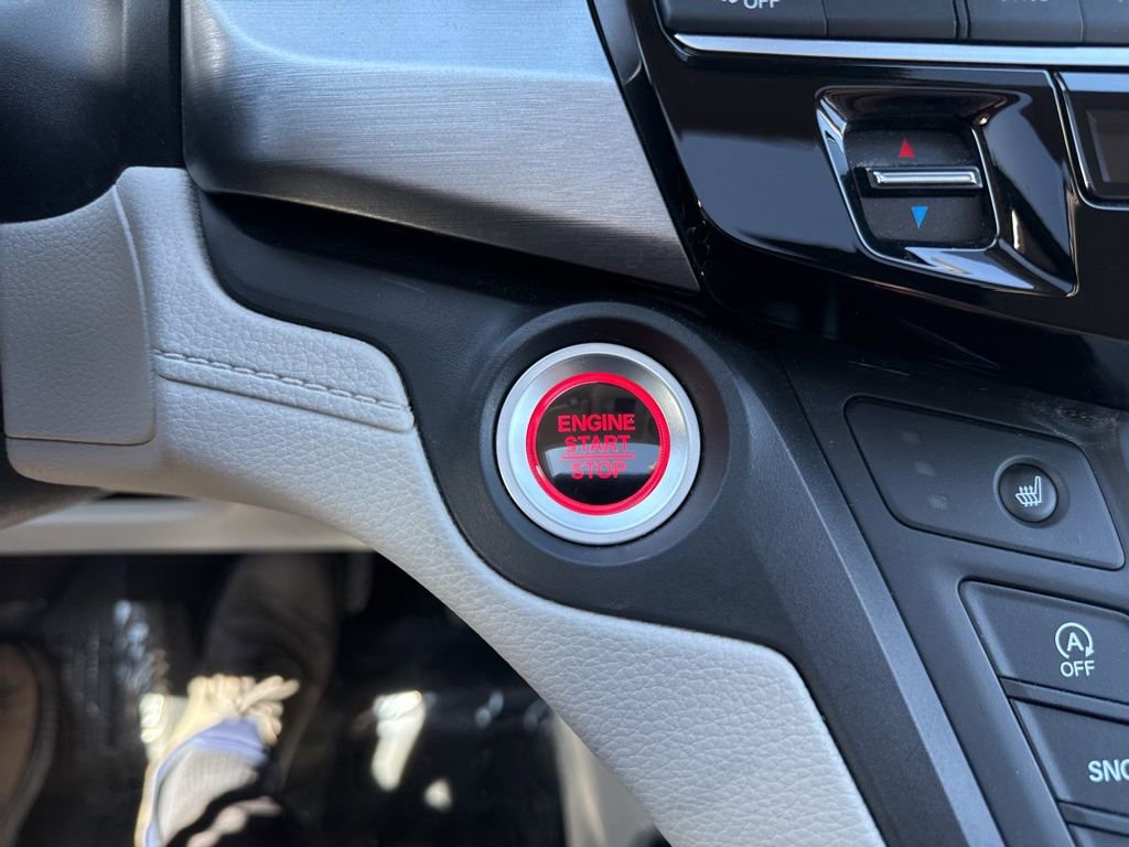 Used 2025 Honda Odyssey EX-L image 37