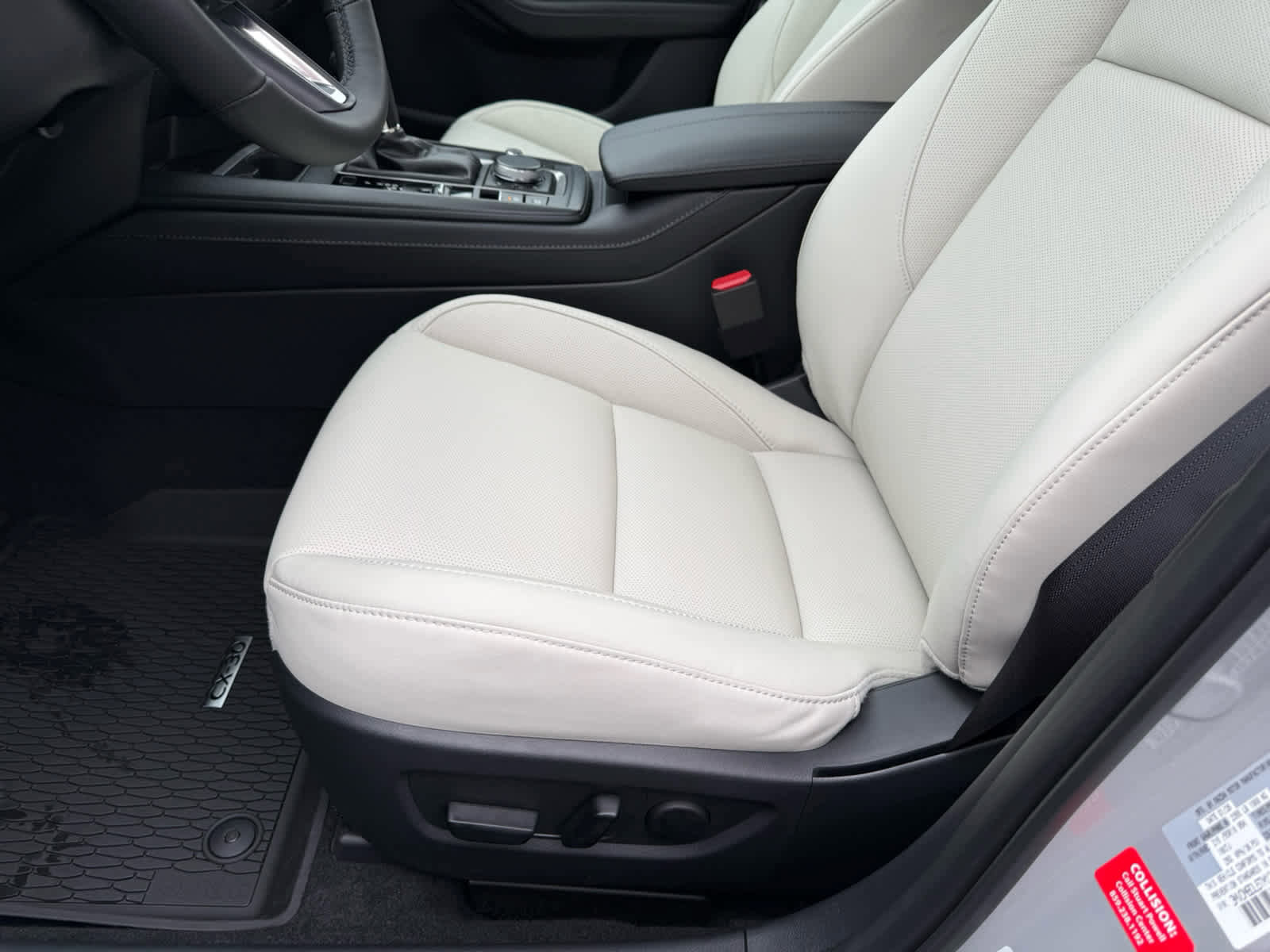New 2026 MAZDA CX-30 AWD 2.5 S w/ Premium Package image 4