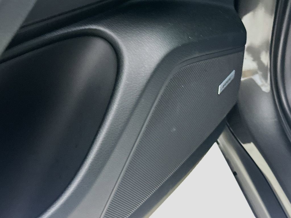 Used 2020 Porsche Cayenne image 20