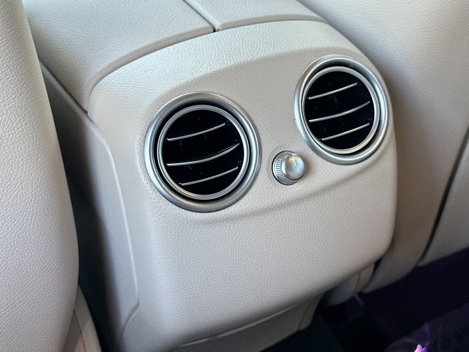 Certified 2022 Mercedes-Benz GLC 300 w/ Premium Package Lite image 14