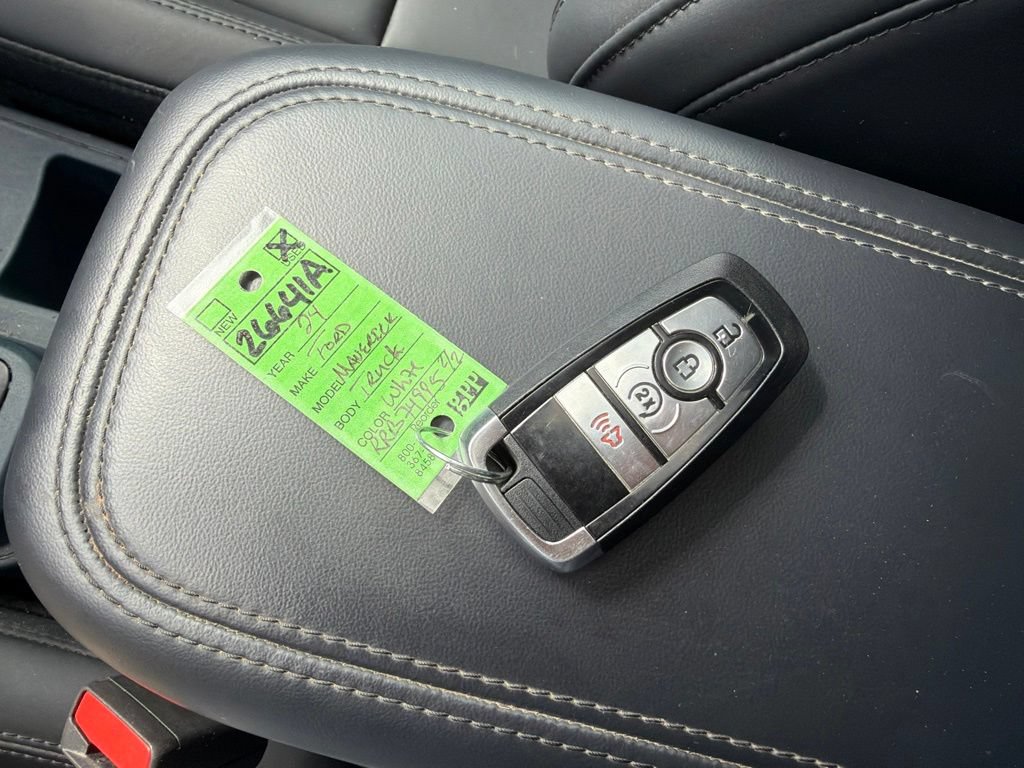 Used 2024 Ford Maverick Lariat w/ Black Appearance Package FWD image 43
