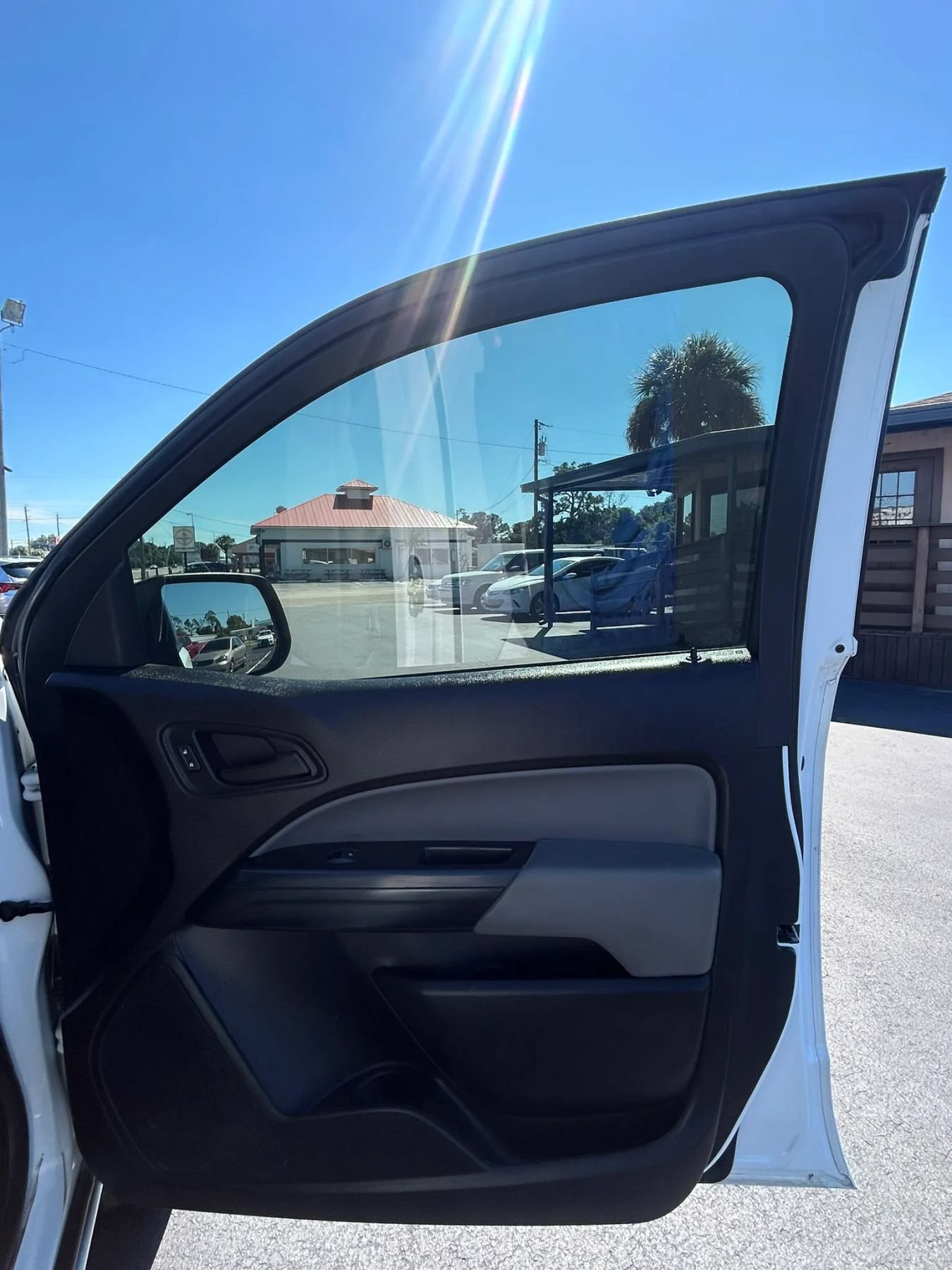 Used 2021 Chevrolet Colorado W/T w/ WT Convenience Package RWD image 19