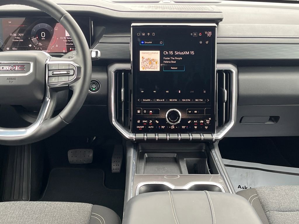 Used 2025 GMC Acadia Elevation image 22