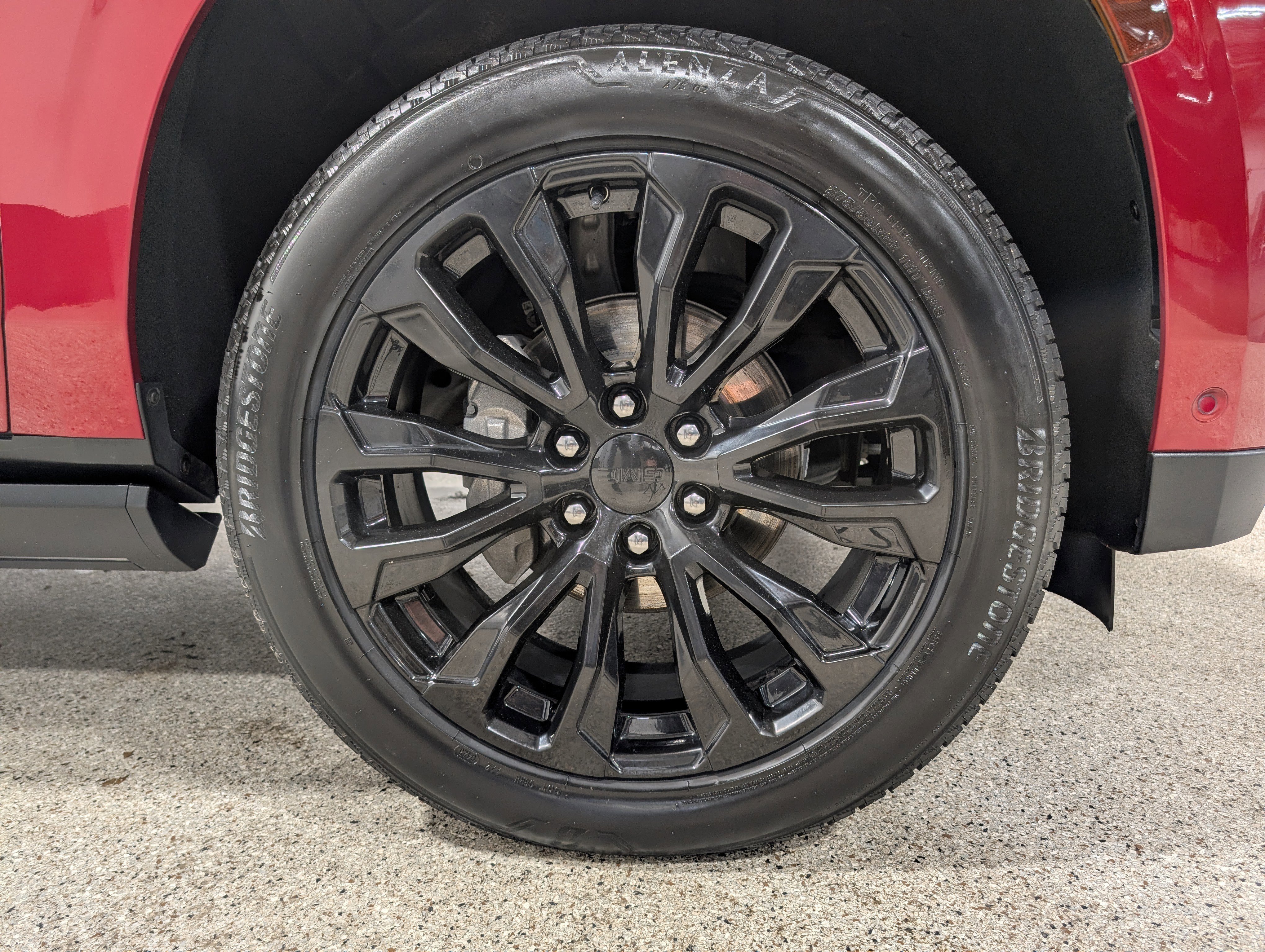 Used 2023 GMC Yukon XL Denali w/ Denali Reserve Package image 14