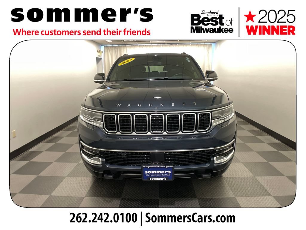Used 2023 Jeep Wagoneer 4WD image 8