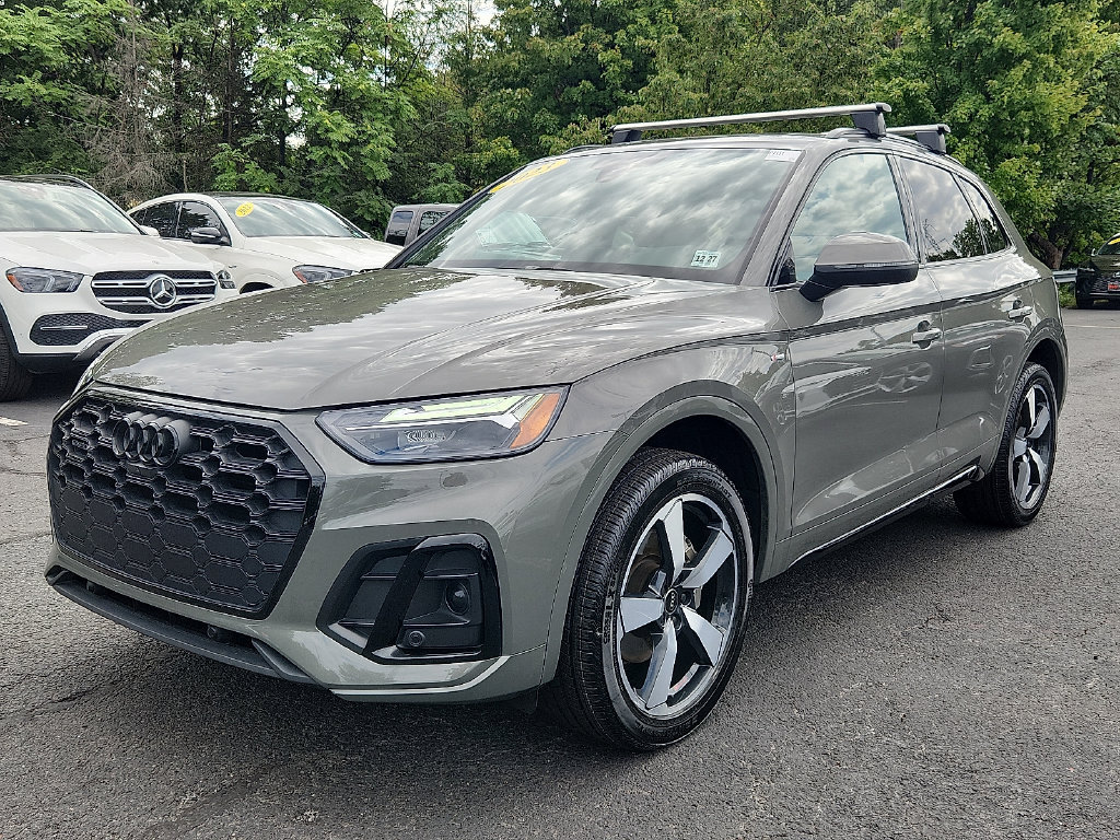 Used 2023 Audi Q5 2.0T Premium Plus w/ Premium Plus Package AWD/4WD image 9