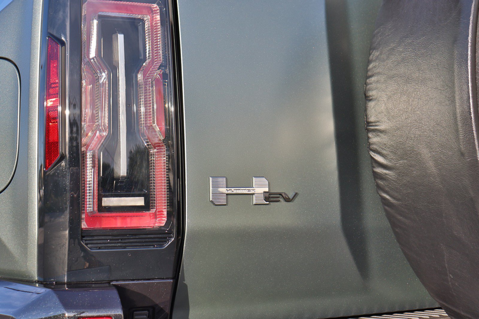 Used 2024 GMC Hummer EV 3X AWD/4WD image 22
