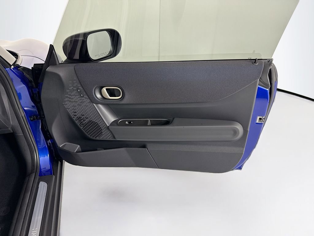 New 2026 MINI Cooper 2-Door Hardtop image 25