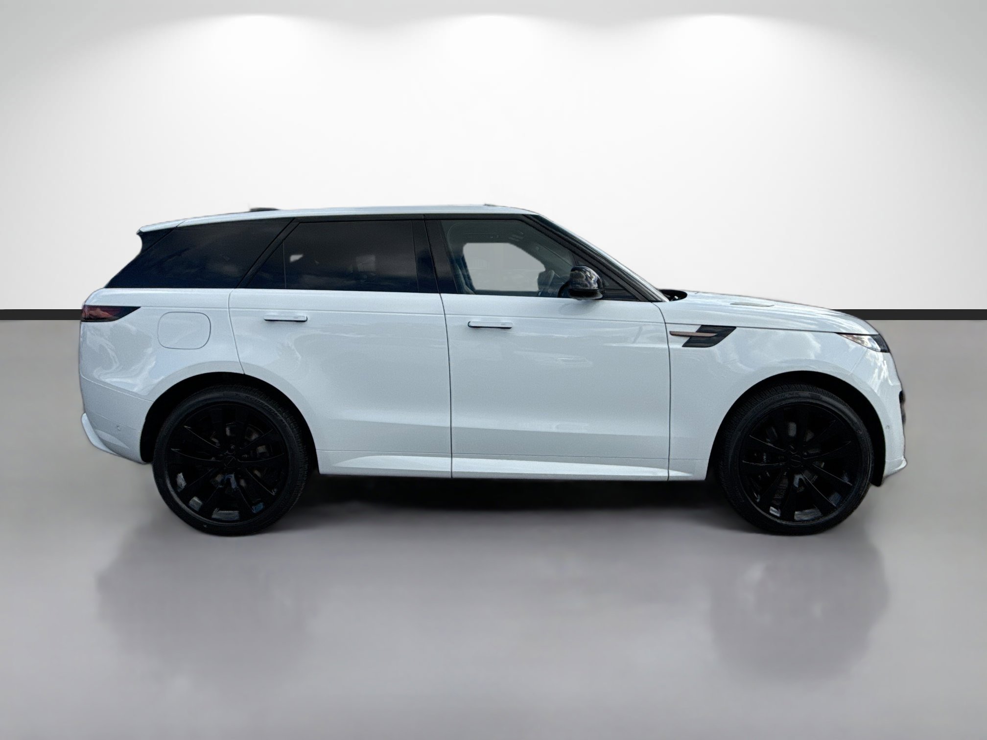 New 2026 Land Rover Range Rover Sport Dynamic SE image 6