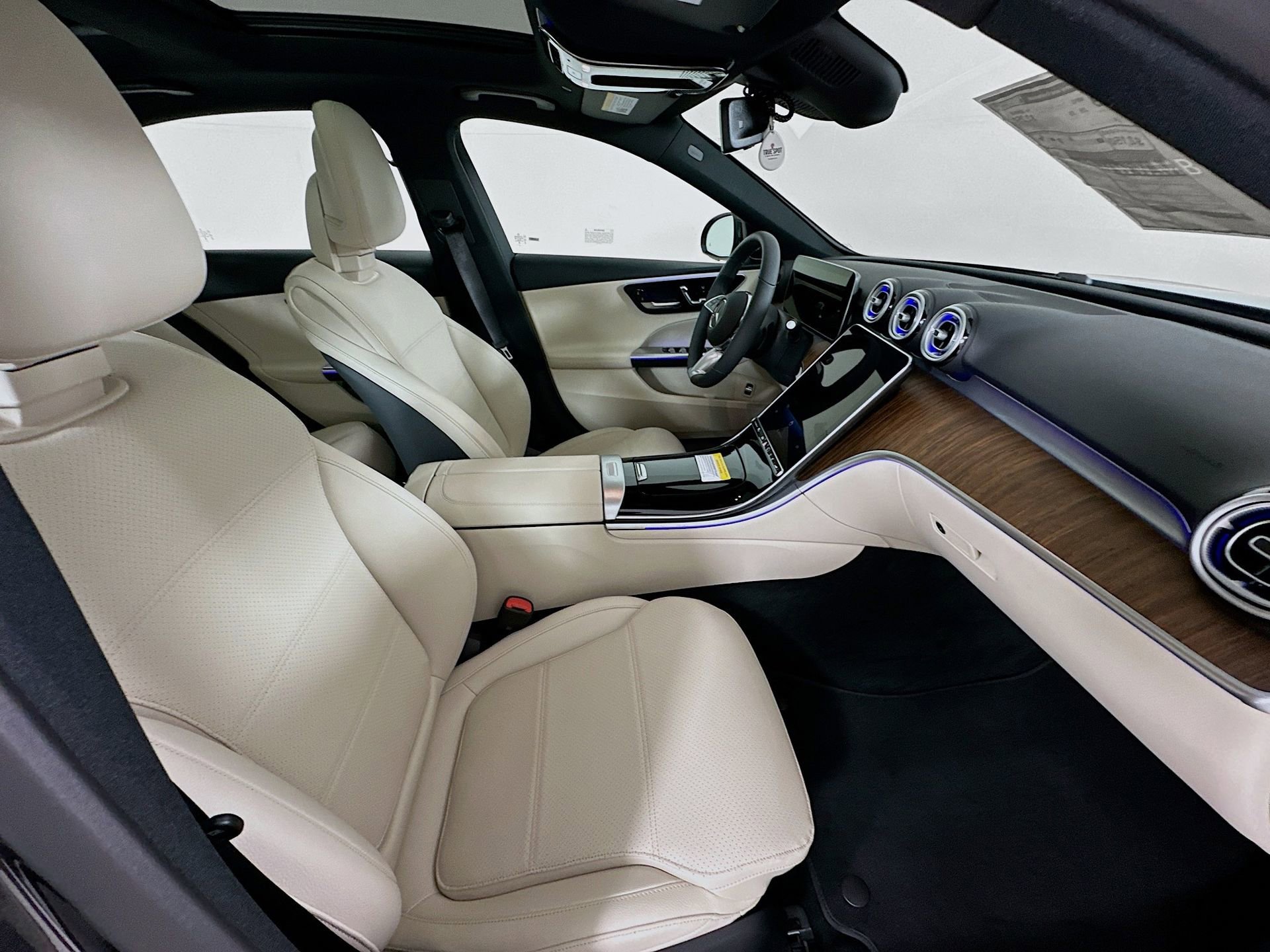 New 2026 Mercedes-Benz C 300 Sedan image 31