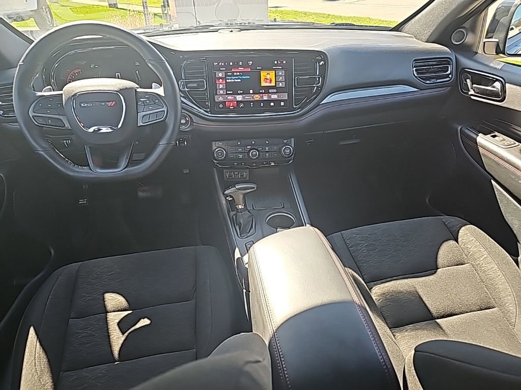 Certified 2025 Dodge Durango R/T w/ Trailer Tow Group IV image 3