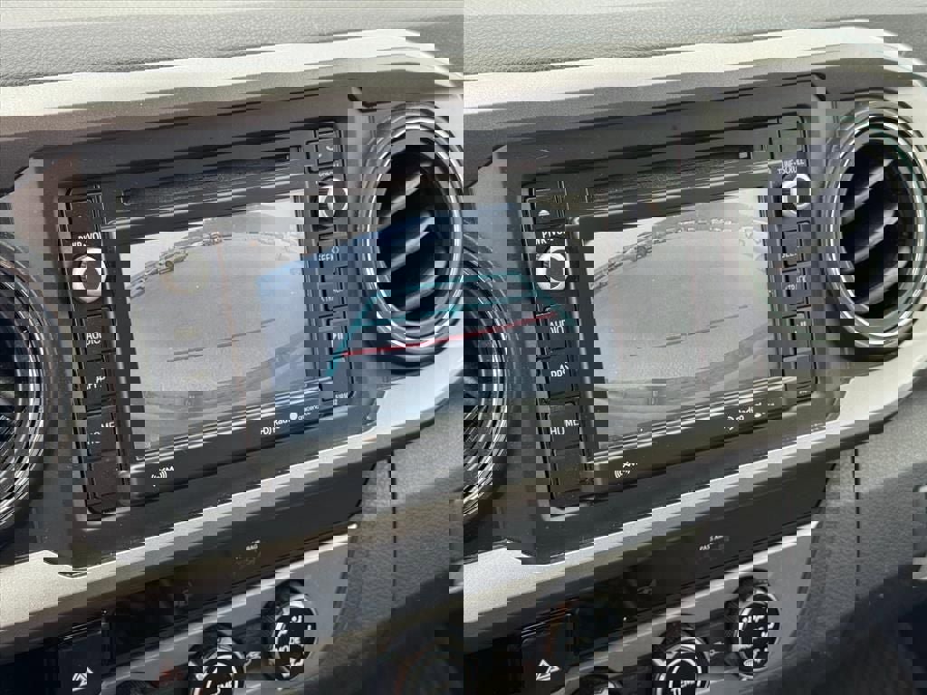 Used 2018 Toyota Tacoma SR5 image 27