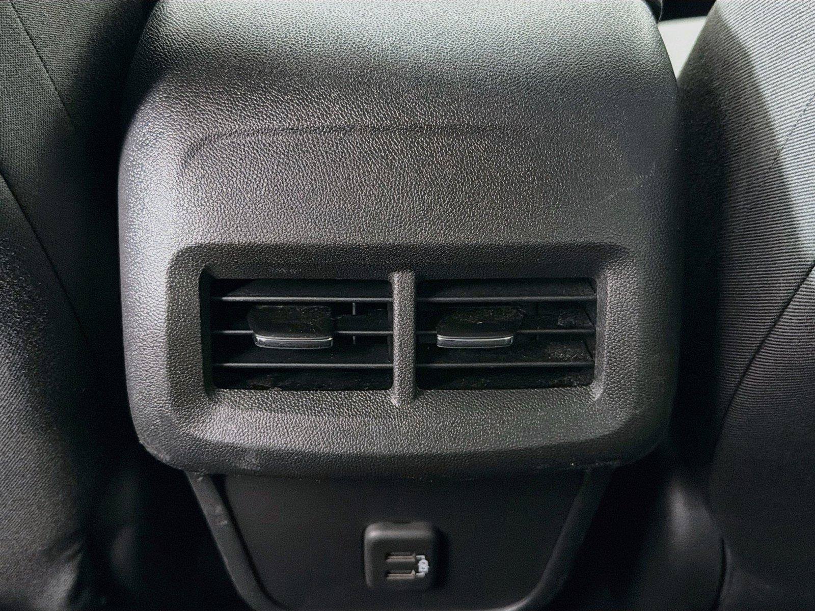 Used 2022 Chevrolet Equinox LT FWD image 27
