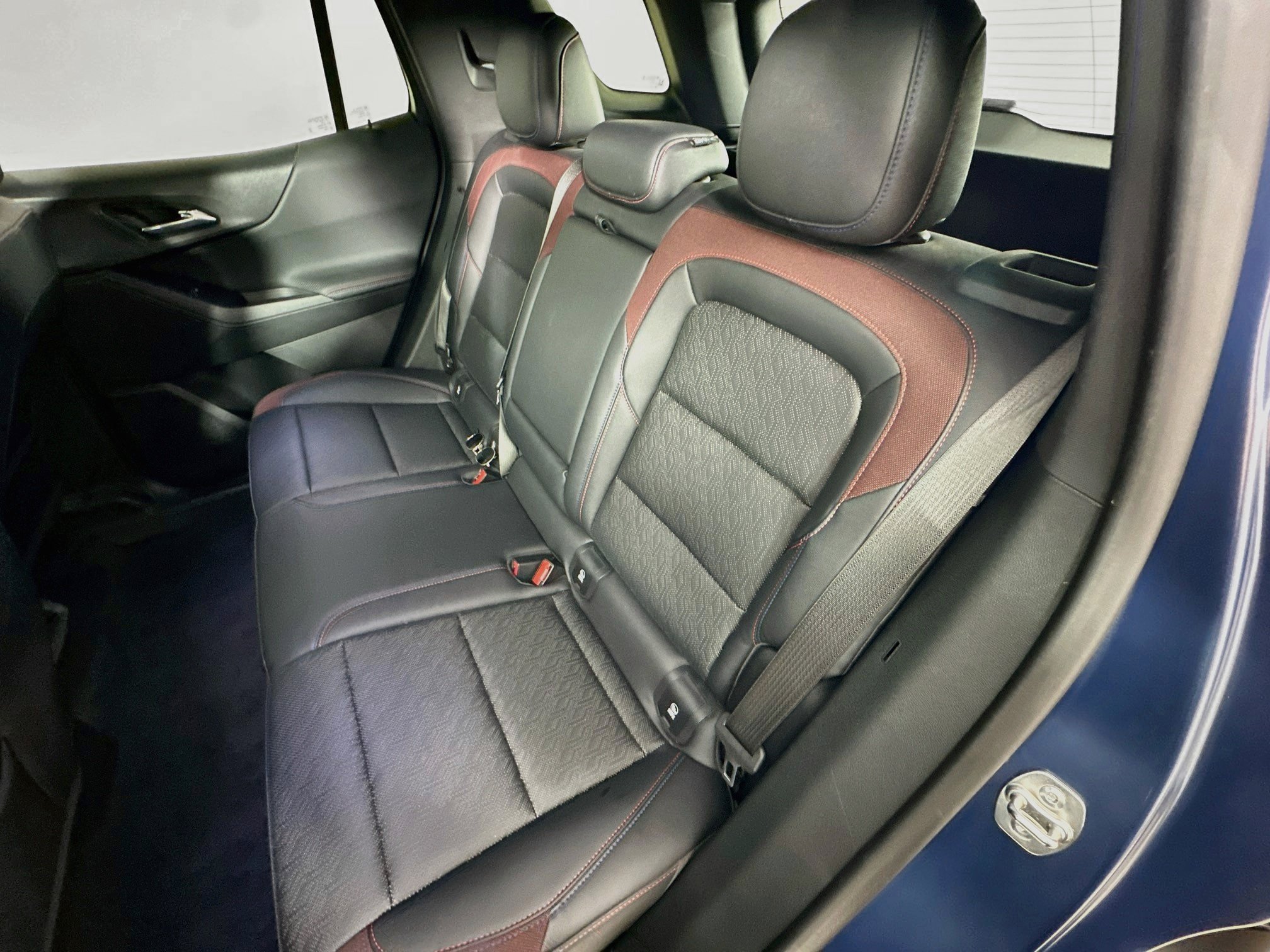 Used 2025 Chevrolet Equinox RS w/ Safety and Technology Package AWD/4WD image 30