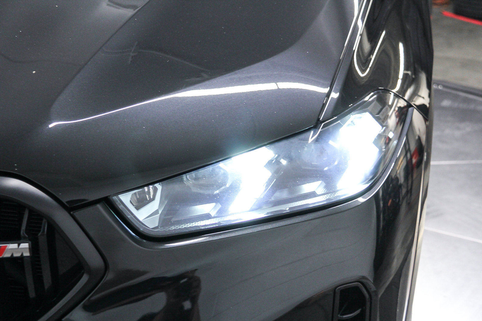 Used 2025 BMW X6 M60i AWD/4WD image 10