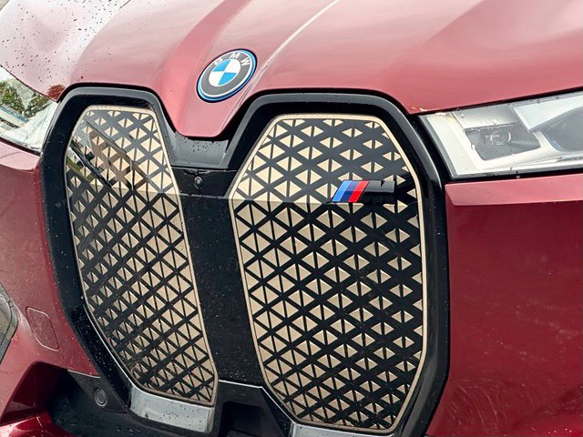 Used 2023 BMW iX M60 w/ Executive Package AWD/4WD image 6