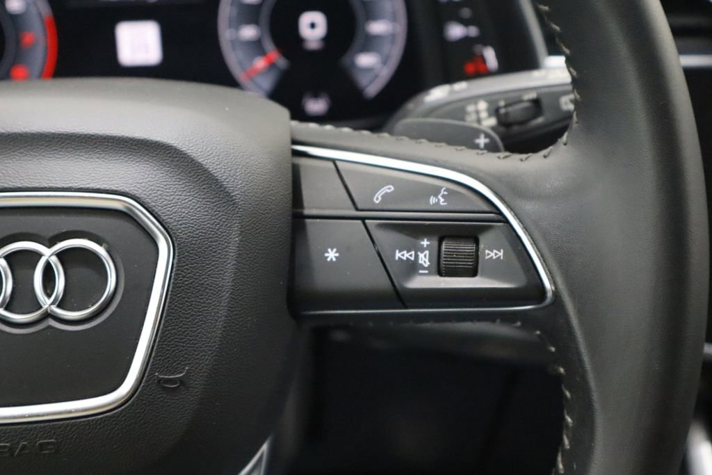 Used 2019 Audi Q8 Premium Plus image 24
