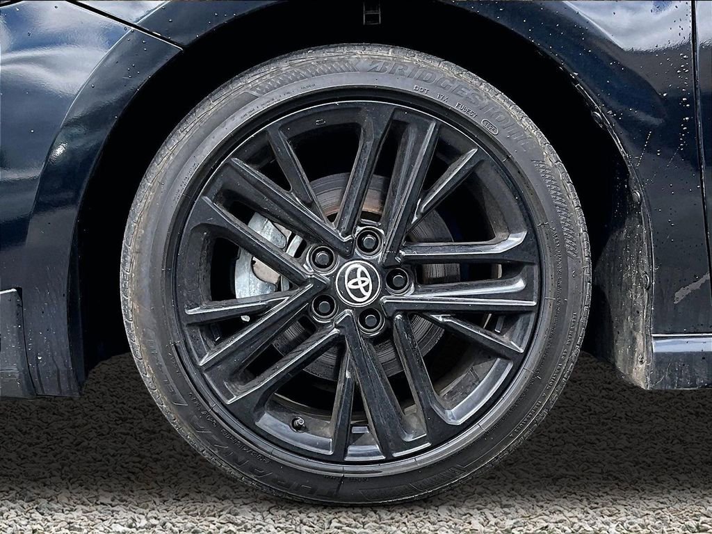 Used 2025 Toyota Camry SE FWD image 8