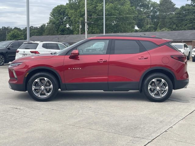 Used 2024 Chevrolet Blazer LT w/ Convenience Package FWD image 2