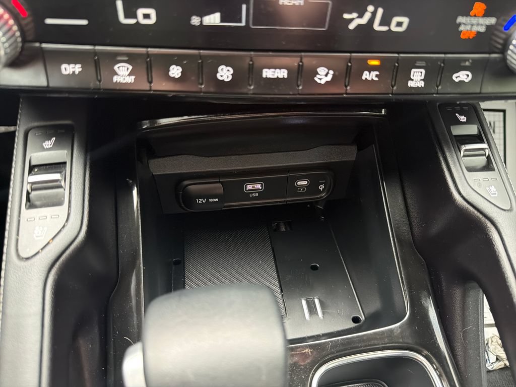 Used 2025 Kia Telluride SX Prestige AWD/4WD image 12