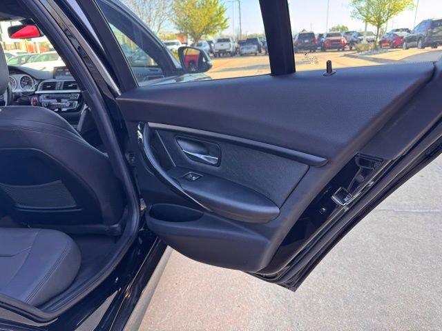 Used 2018 BMW 320i xDrive Sedan image 18
