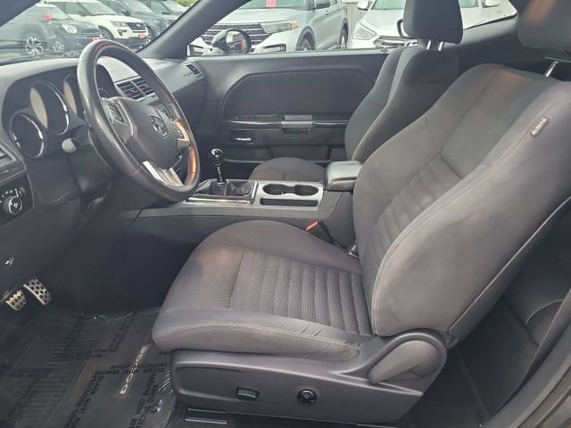 Used 2013 Dodge Challenger R/T RWD image 5