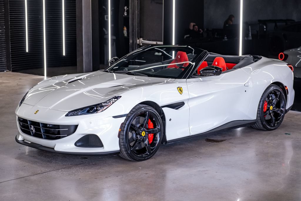 Used 2023 Ferrari Portofino M RWD image 18