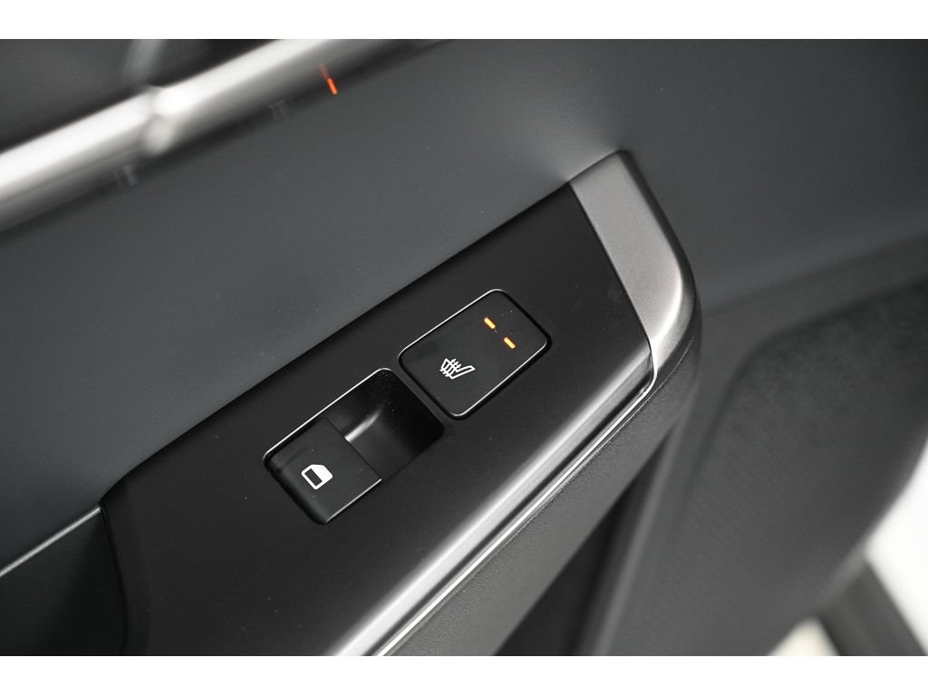 New 2025 Kia EV6 Light w/ Light LR Technology Package image 12