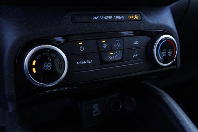 Used 2022 Ford Escape SE image 19