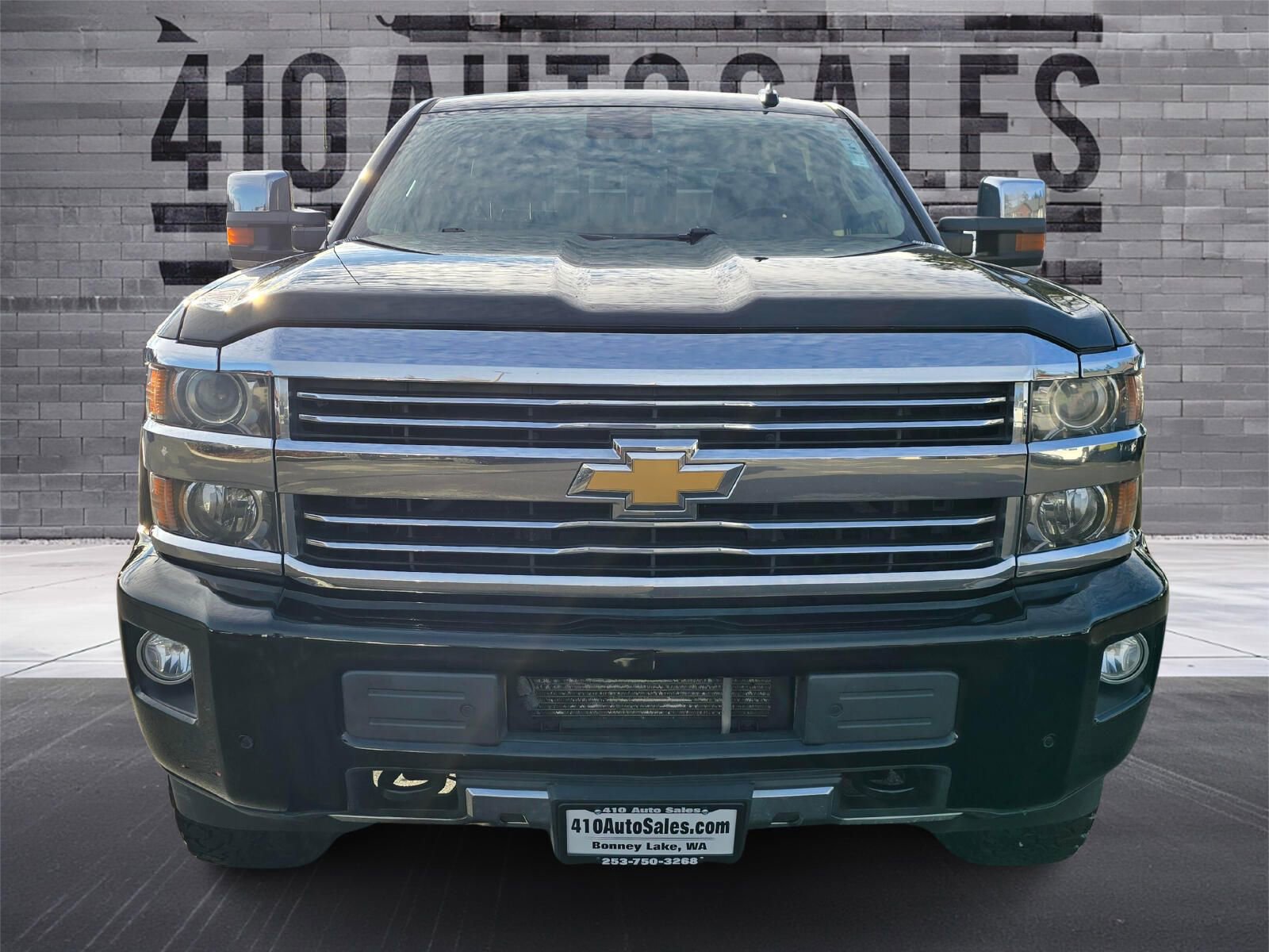 Used 2015 Chevrolet Silverado 3500 High Country image 5