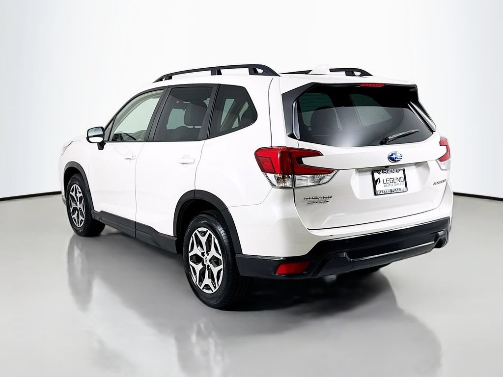 Used 2022 Subaru Forester Premium AWD/4WD image 7
