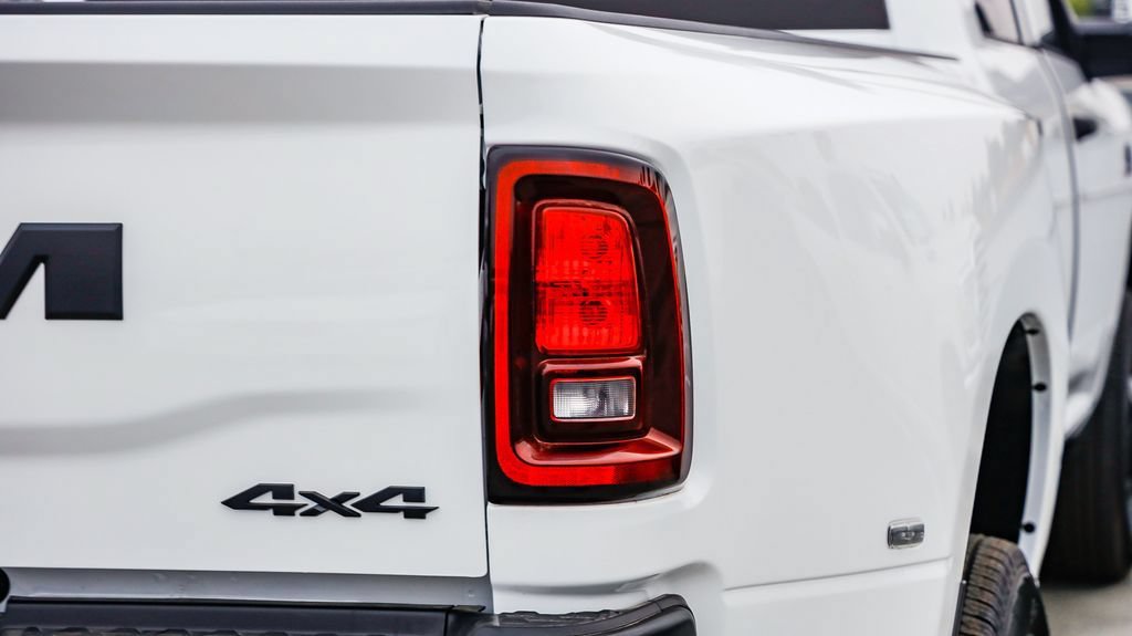 New 2026 RAM 3500 Tradesman AWD/4WD image 10