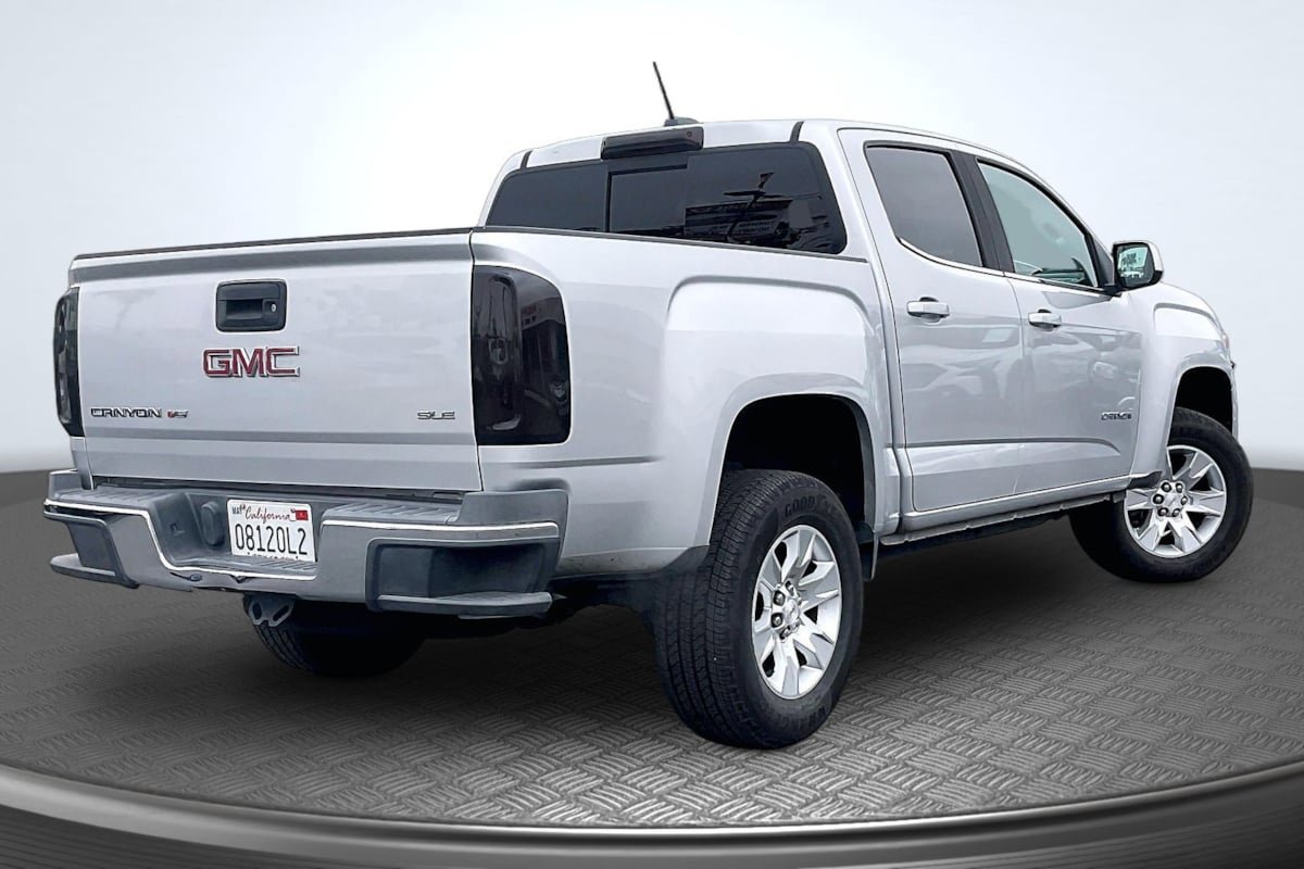 Used 2018 GMC Canyon SLE w/ SLE Convenience Package RWD image 13