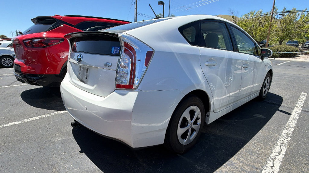 Used 2012 Toyota Prius Three w/ Solar Roof Pkg FWD video 2