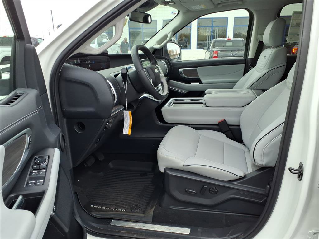 New 2025 Ford Expedition Max Platinum w/ Platinum Ultimate Package image 7