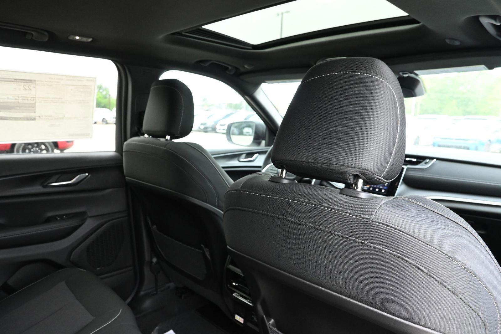 New 2026 Jeep Grand Cherokee Laredo X image 26