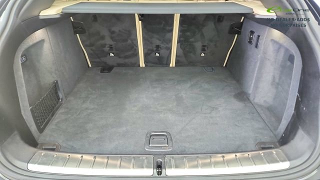 Used 2025 BMW X4 M40i w/ Premium Package image 15