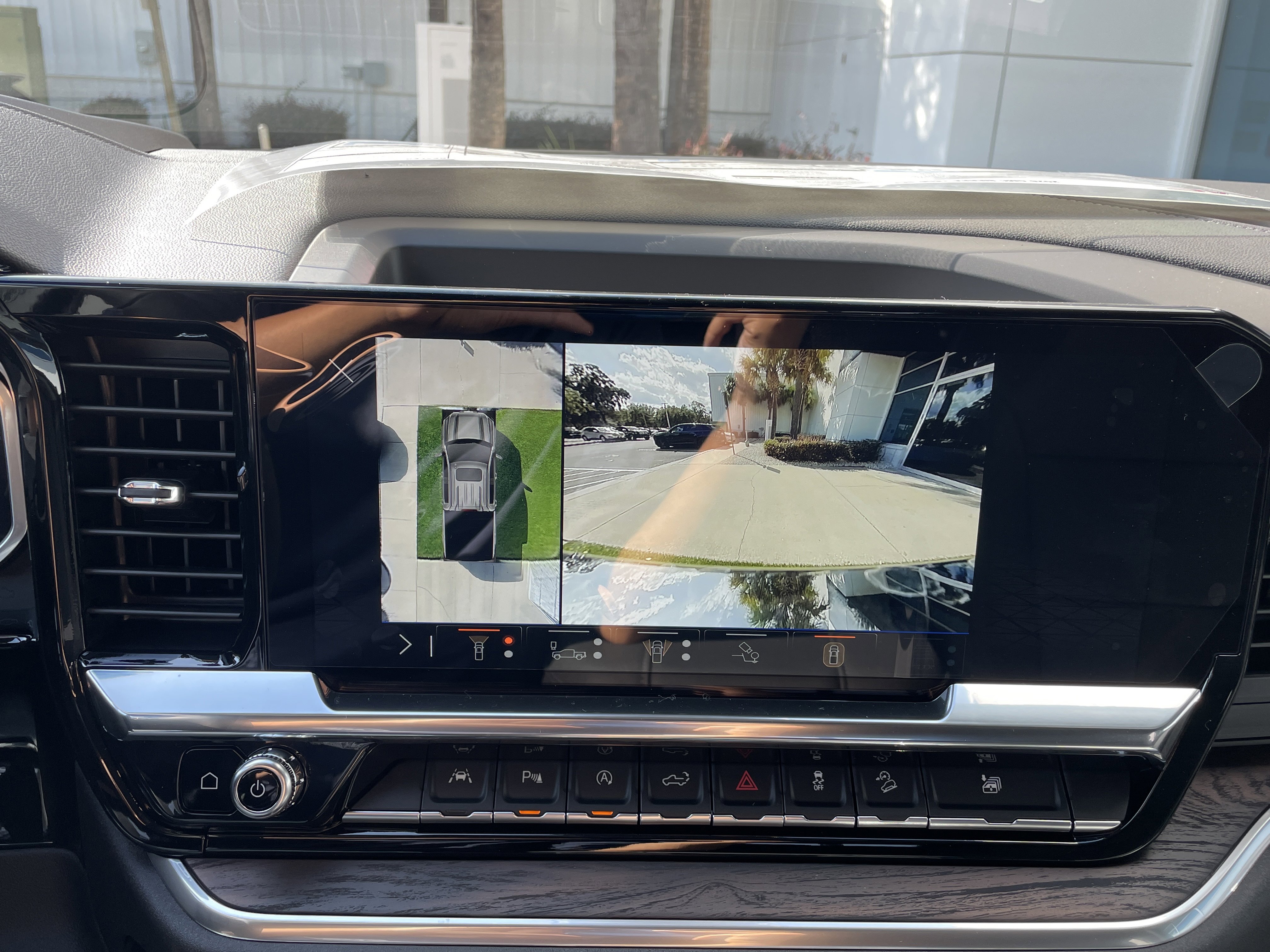 New 2026 GMC Sierra 1500 SLT w/ SLT Premium Package image 25