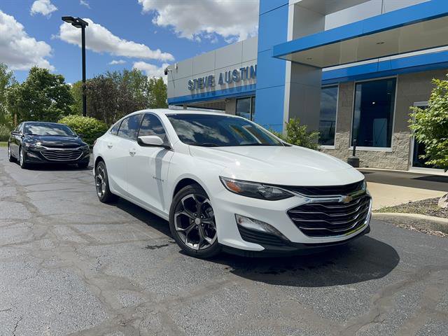 Used 2022 Chevrolet Malibu LT FWD image 1