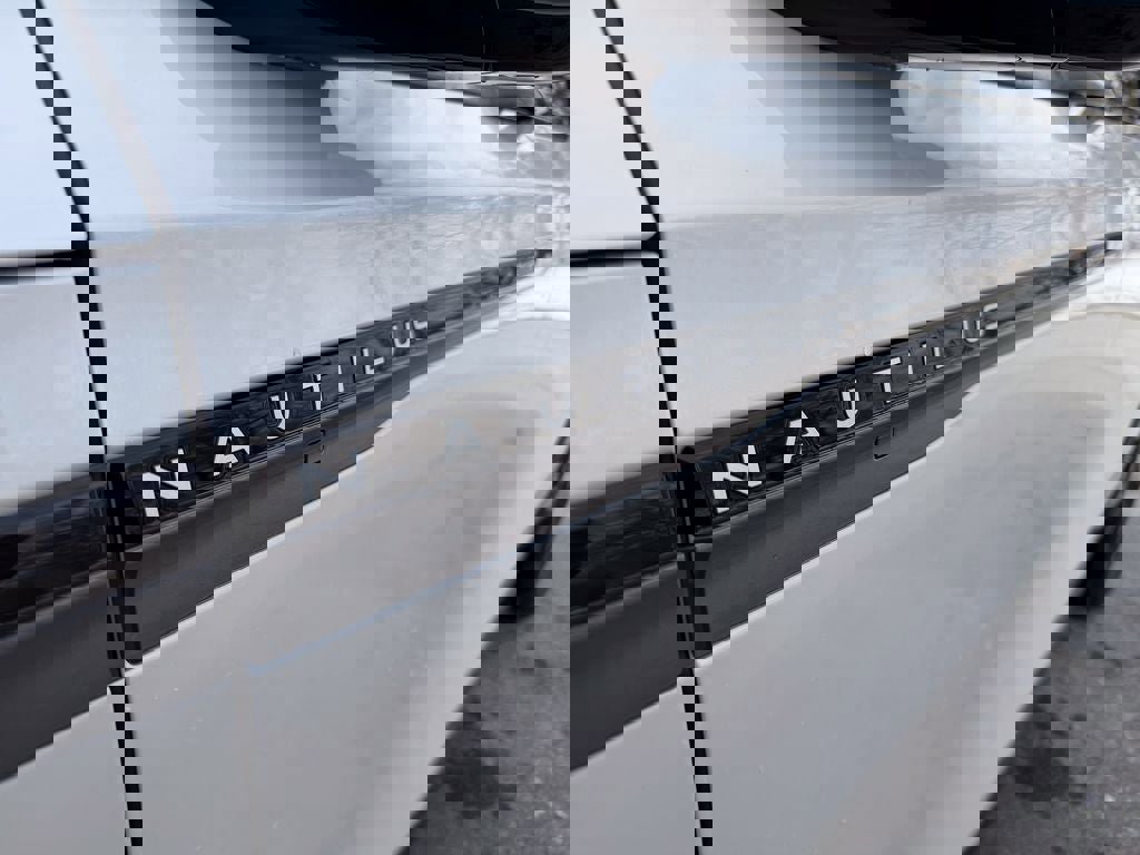 New 2026 Lincoln Nautilus Reserve image 50