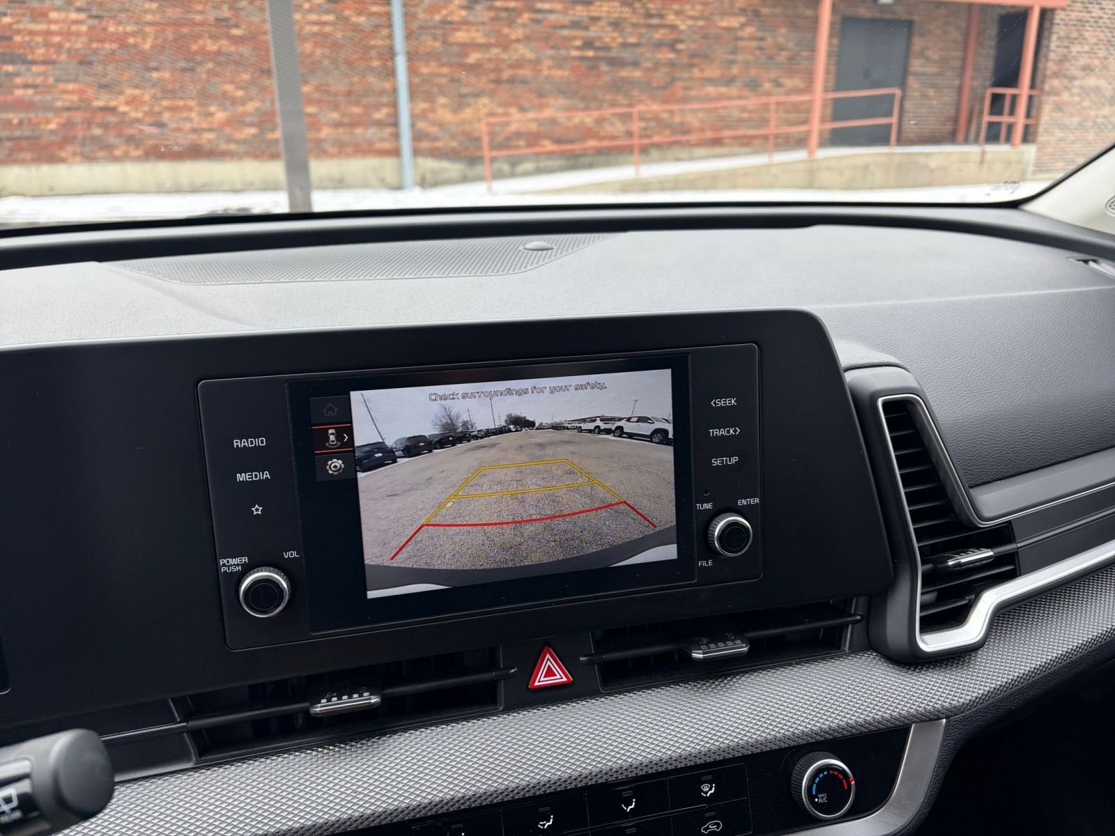 Used 2025 Kia Sportage LX image 22