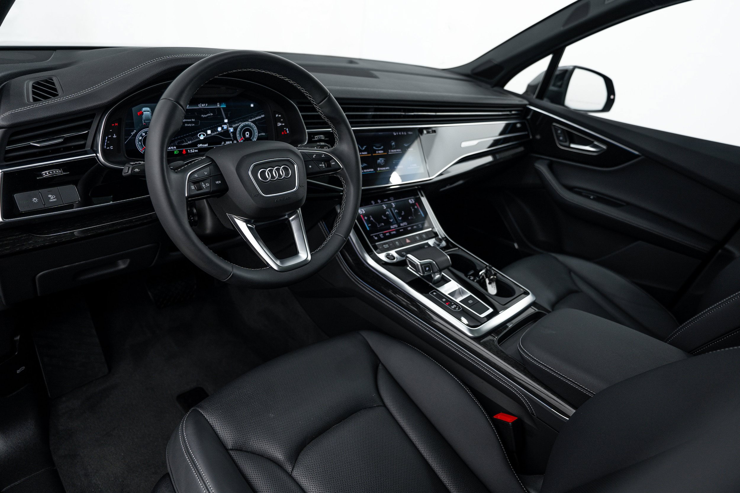 Certified 2025 Audi Q7 3.0T Premium Plus w/ Premium Plus Package AWD/4WD image 8