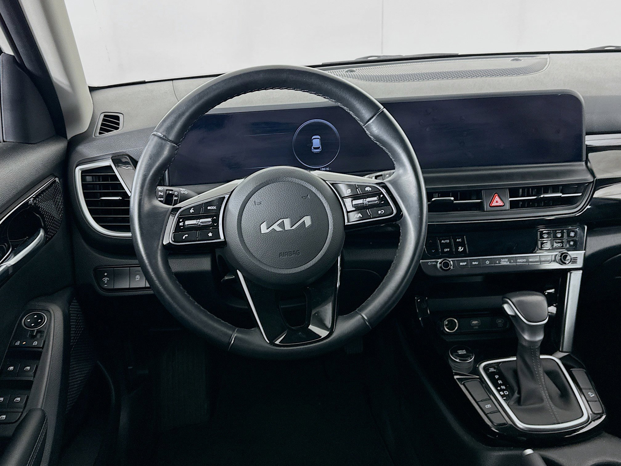 Used 2024 Kia Seltos S image 17