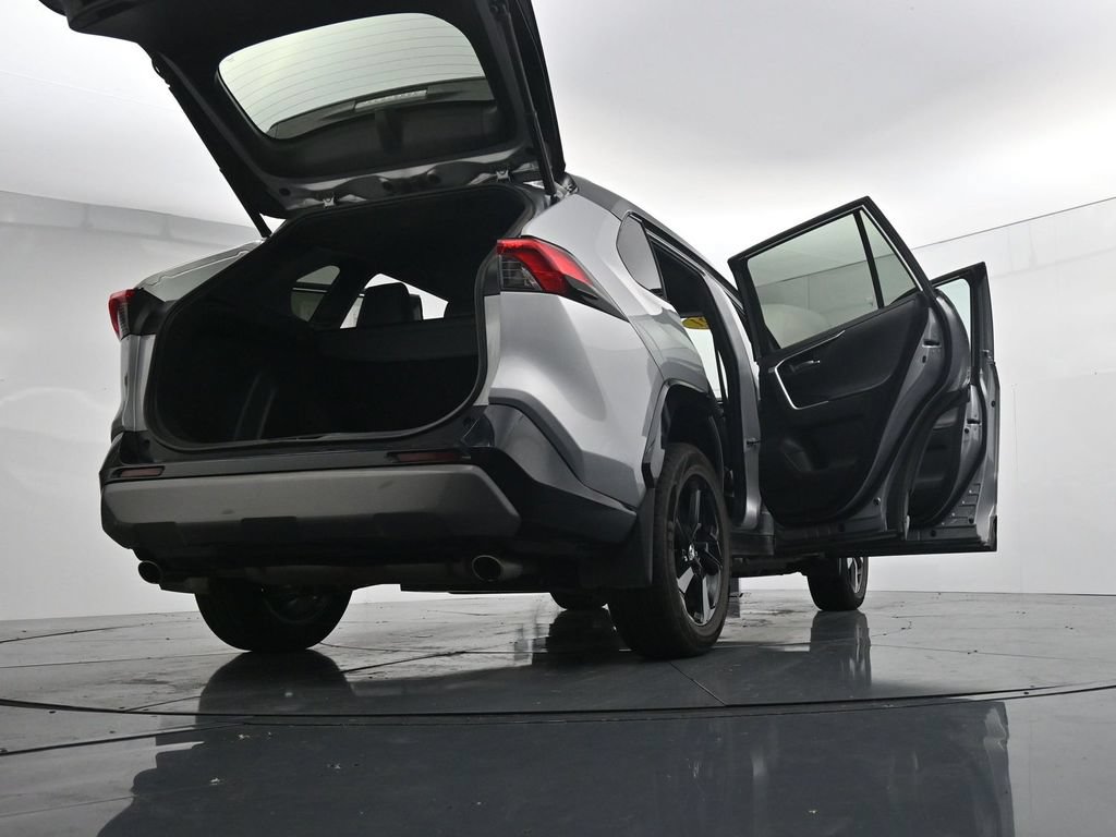 Used 2021 Toyota RAV4 XSE AWD/4WD image 45