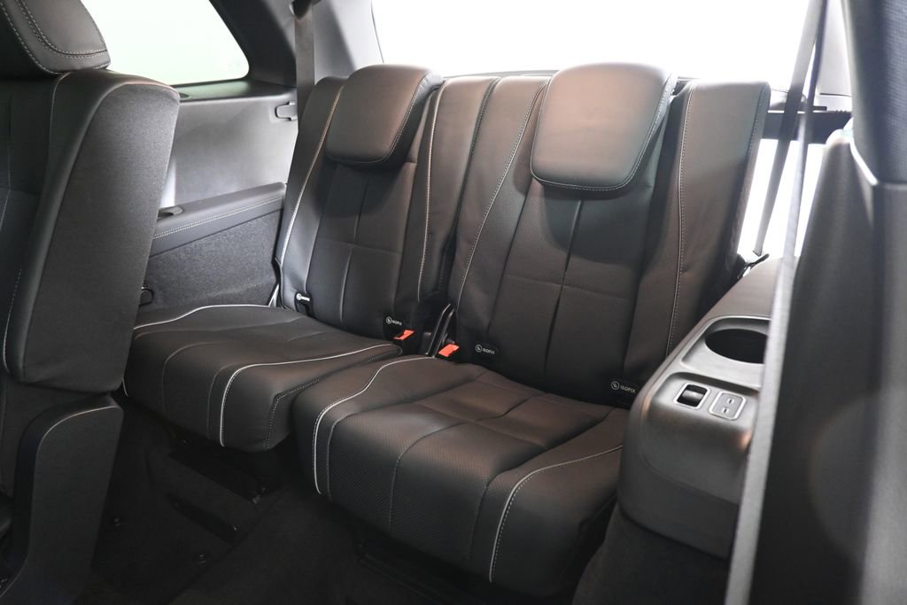 New 2026 Mercedes-Benz GLS 450 4MATIC image 30