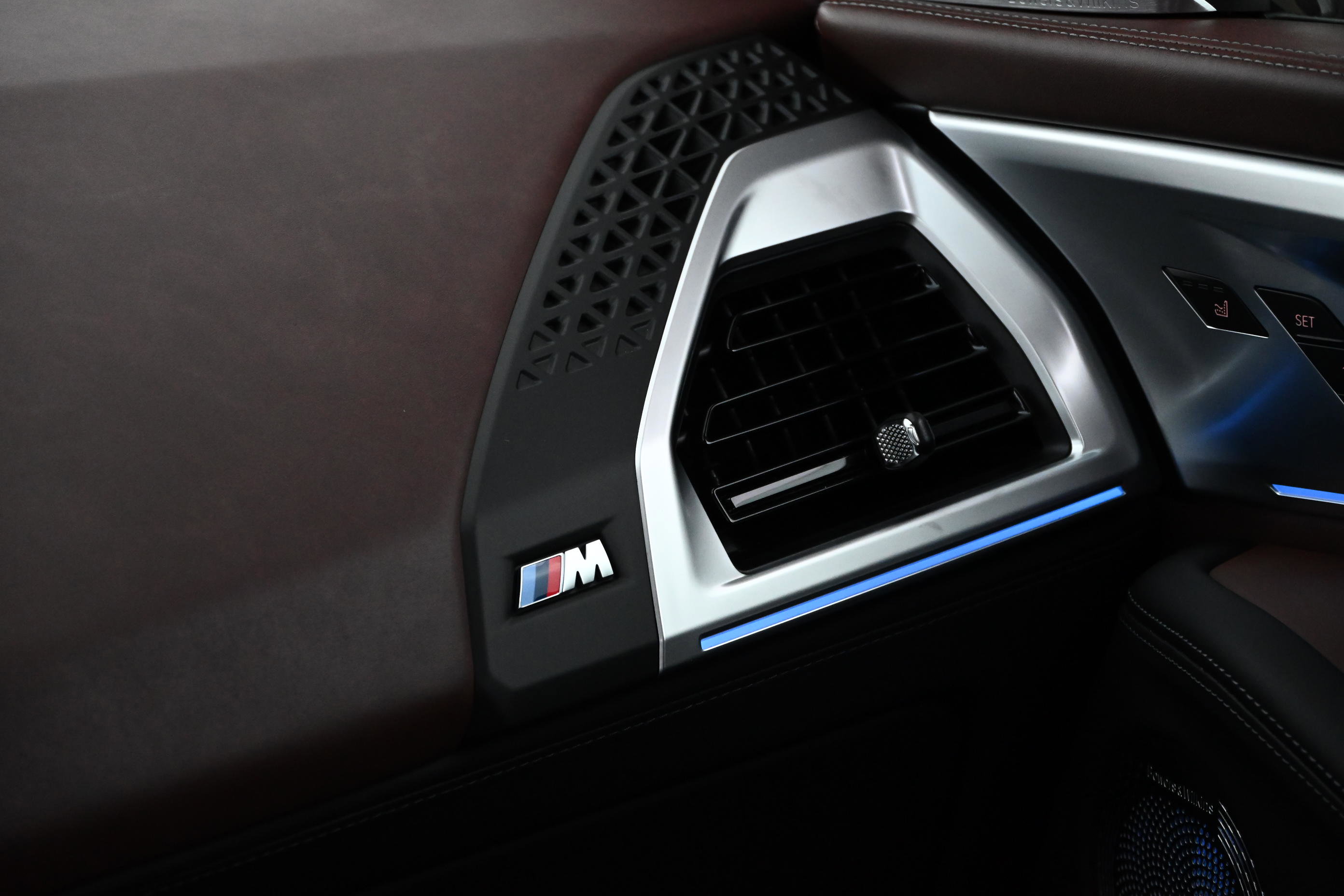 New 2026 BMW XM Label Red image 25
