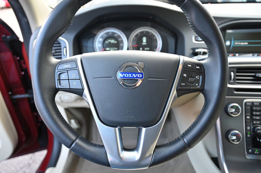 Used 2013 Volvo S60 T5 image 19